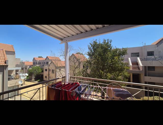 2 BEDROOM APARTMENT FOR SALE IN HALFWAY GARDENS